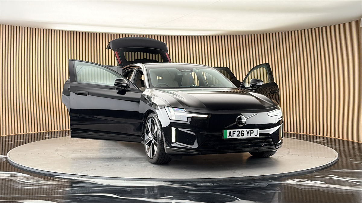 More views of Volvo ES90