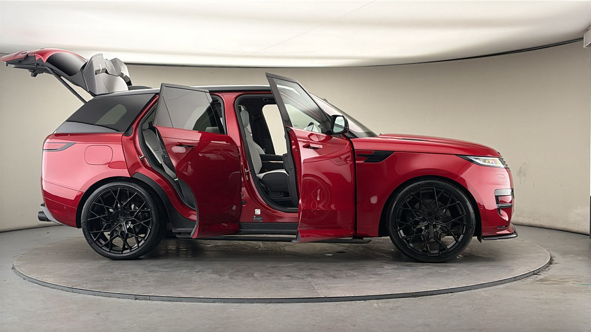 More views of Land Rover Range Rover Sport