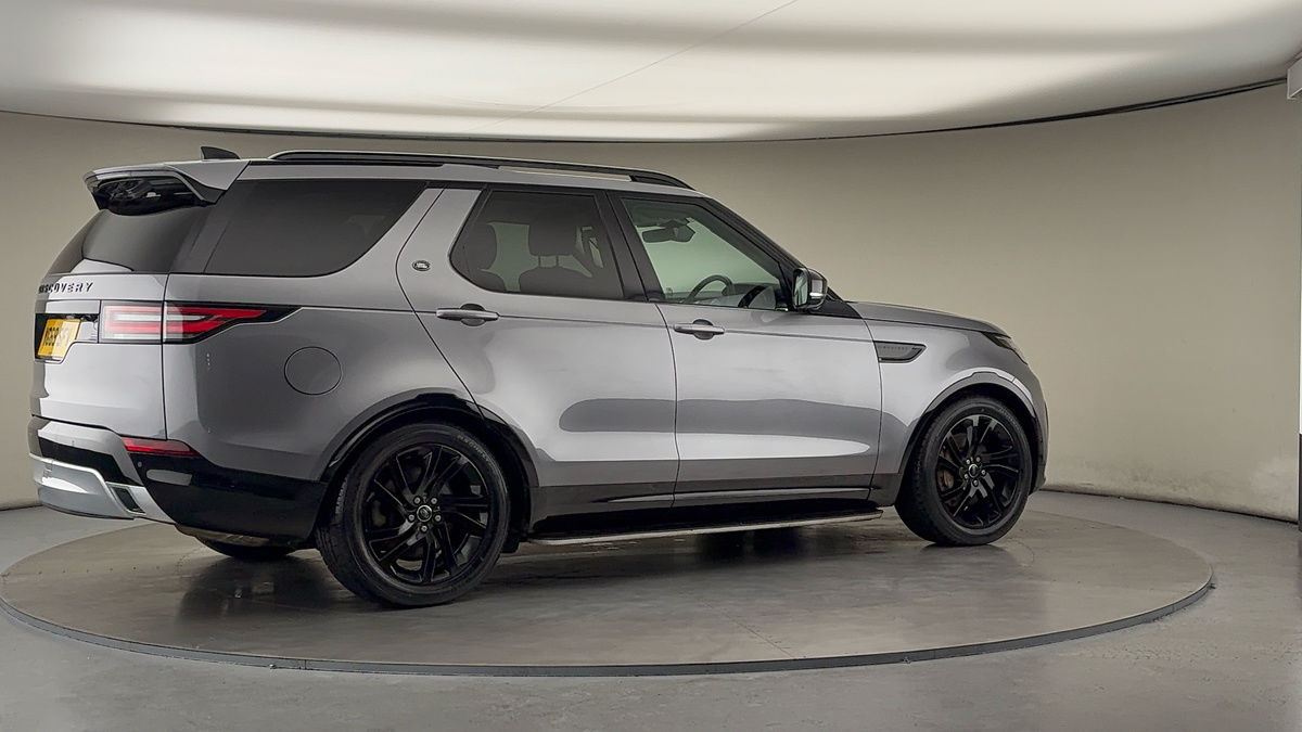 More views of Land Rover Discovery