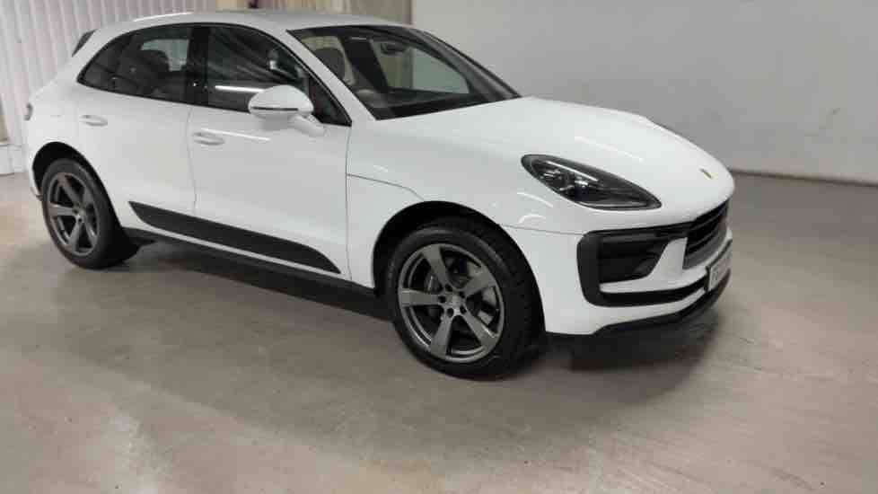 More views of Porsche Macan