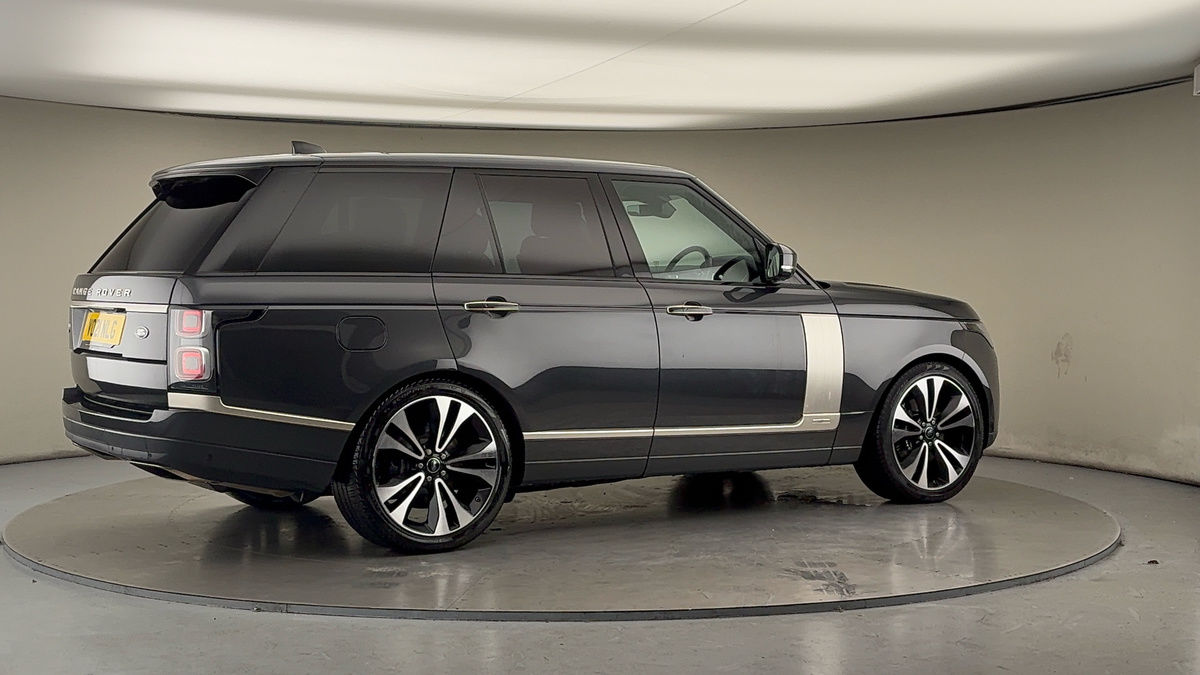 More views of Land Rover Range Rover