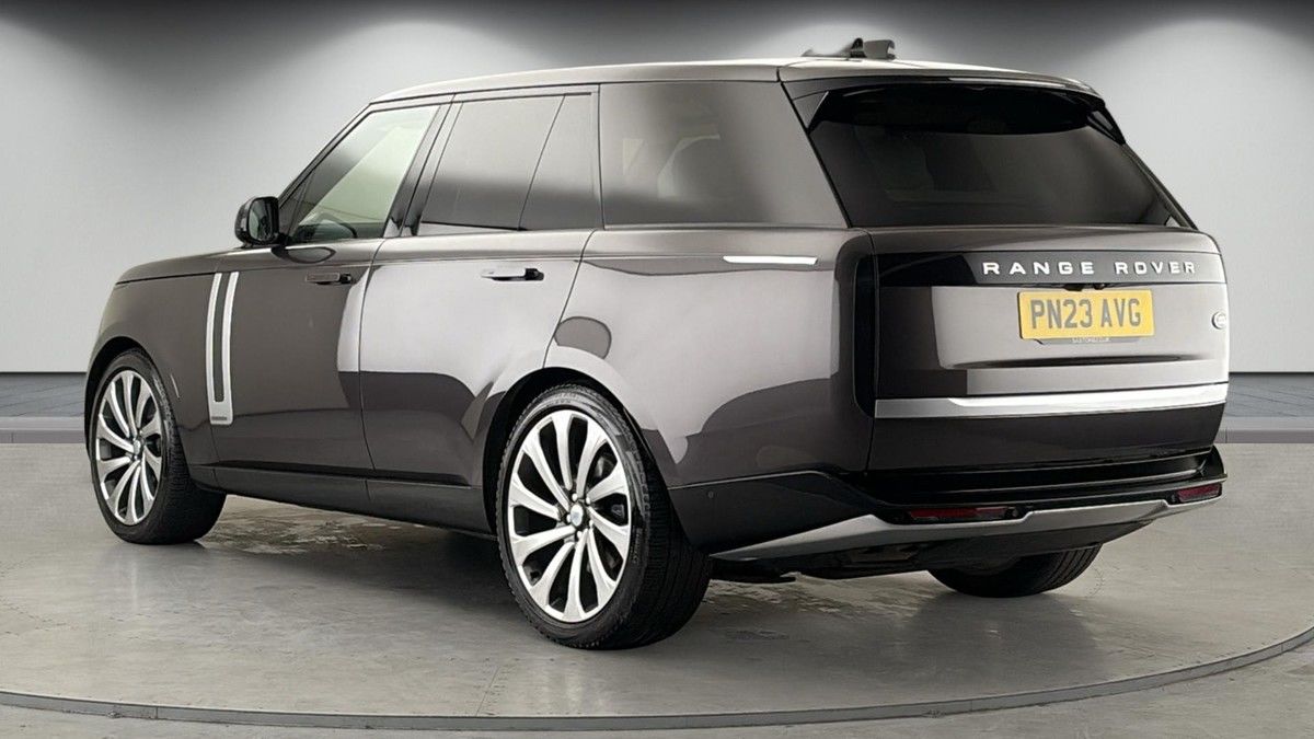 Land Rover Range Rover Image 2