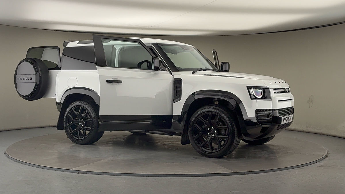 More views of Land Rover Defender 90