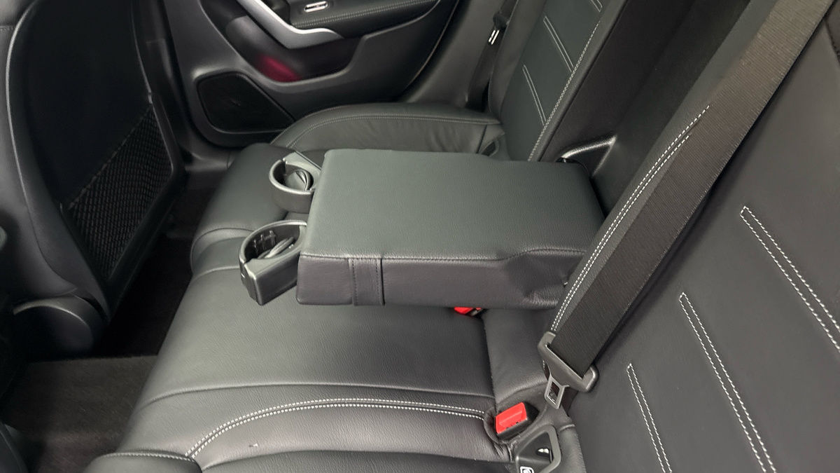 Mercedes-Benz CLA Image 9