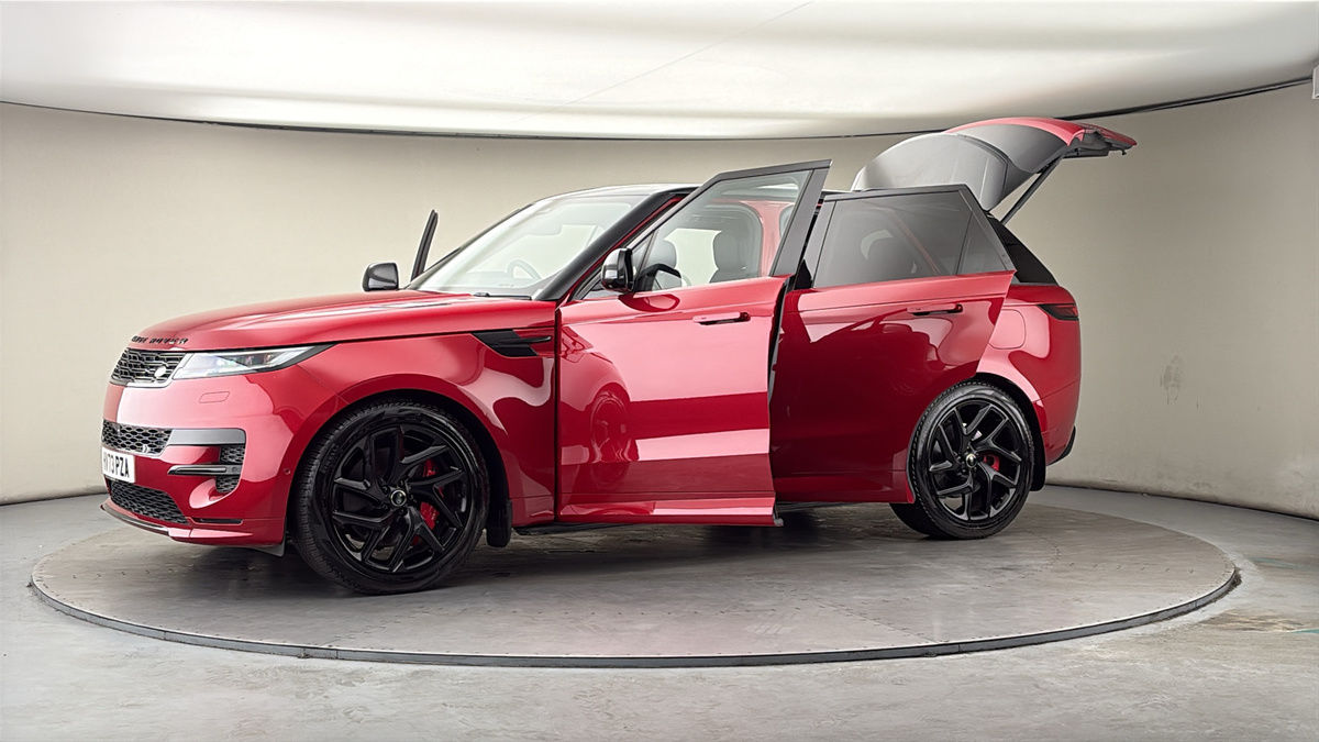 More views of Land Rover Range Rover Sport