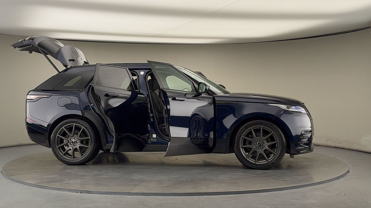 More views of Land Rover Range Rover Velar