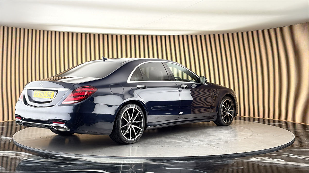Mercedes-Benz S Class Image 21