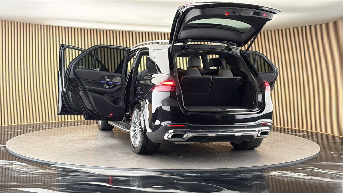 More views of Mercedes-Benz GLE