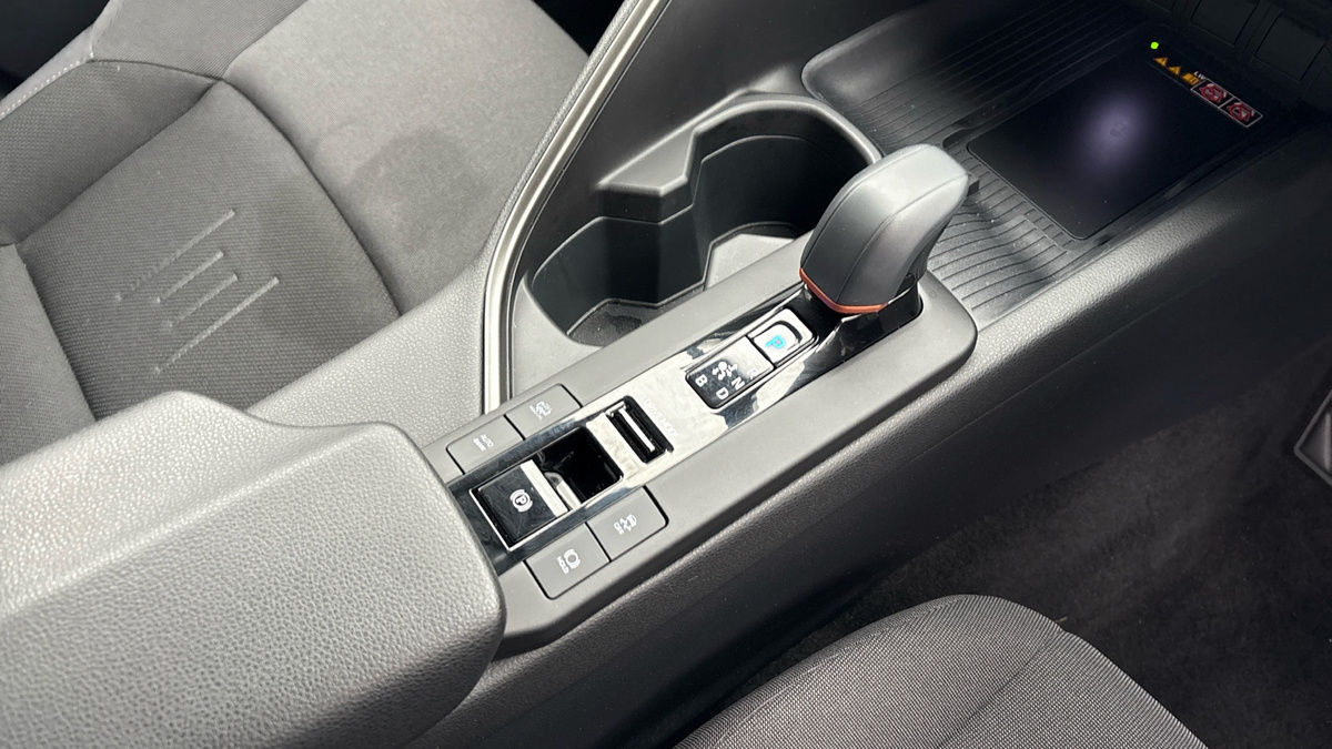 Toyota C-HR Image 18