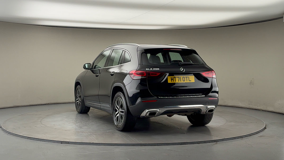 More views of Mercedes-Benz GLA