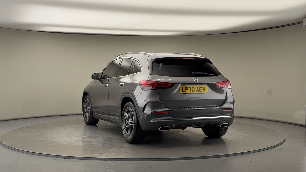 More views of Mercedes-Benz GLA