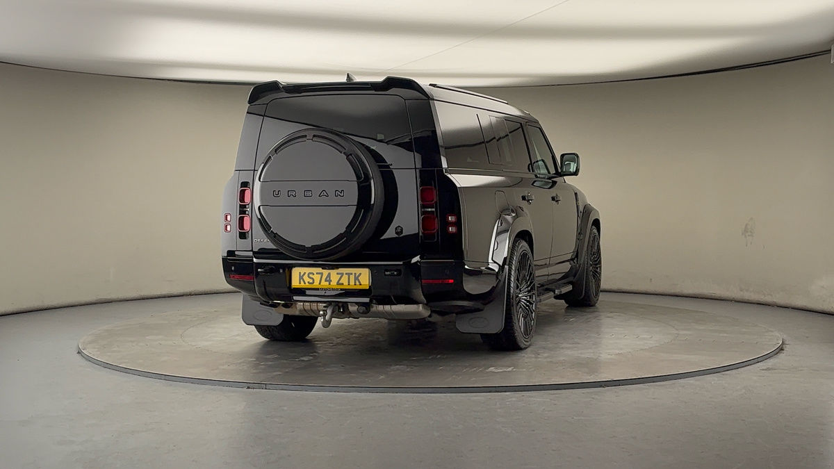 More views of Land Rover Defender 130