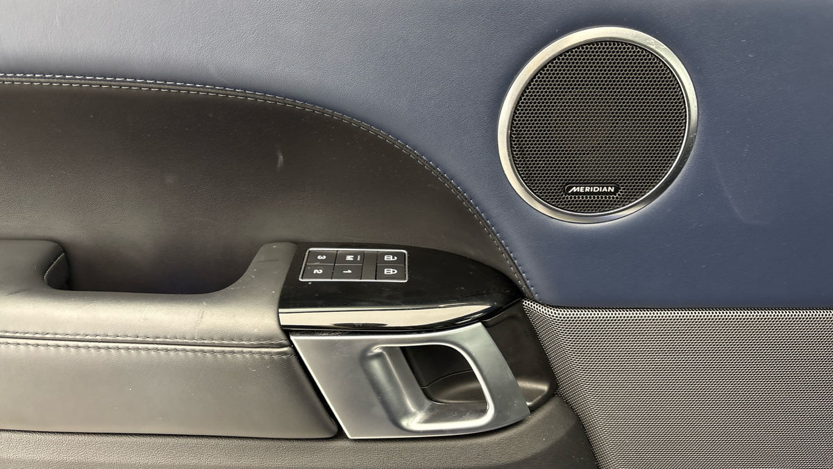 Land Rover Range Rover Sport Image 19
