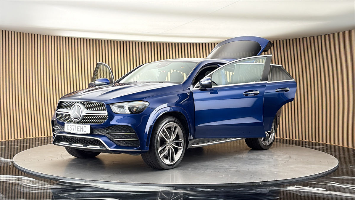 More views of Mercedes-Benz GLE
