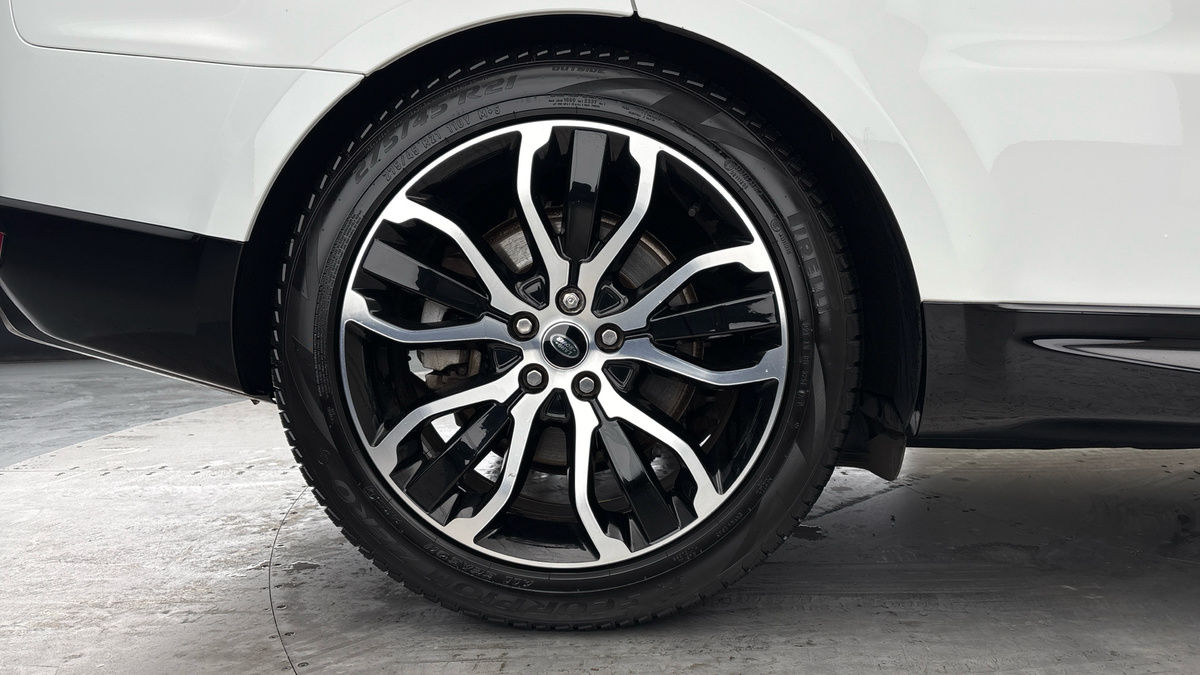 Land Rover Range Rover Sport Image 10