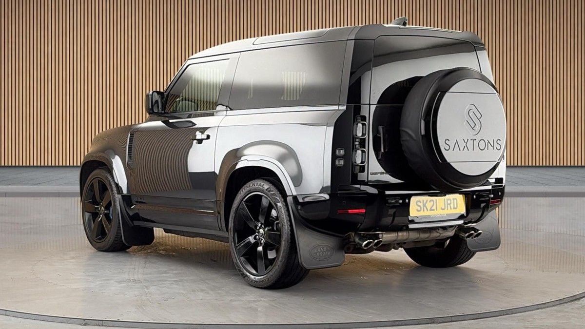 Land Rover Defender 90 Image 2