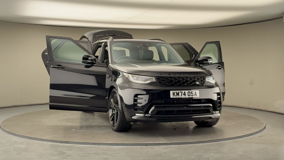 More views of Land Rover Discovery