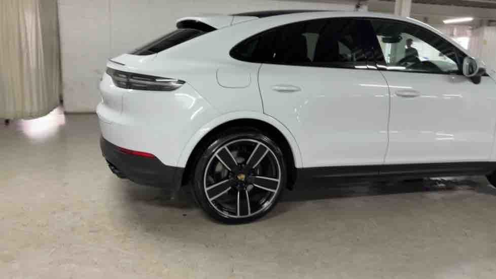 More views of Porsche Cayenne