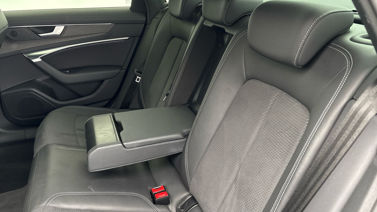 Audi A6 Saloon Image 9