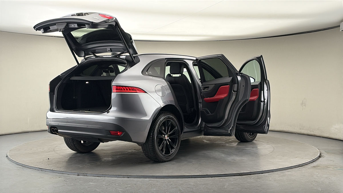 More views of Jaguar F-PACE