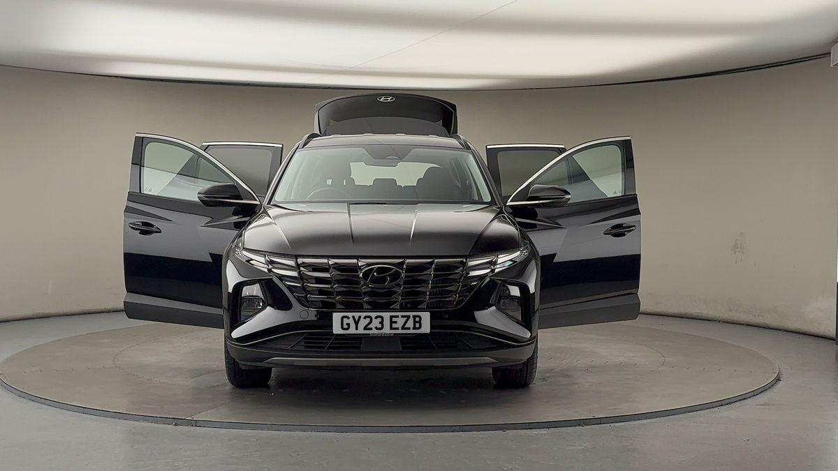 More views of Hyundai TUCSONix35