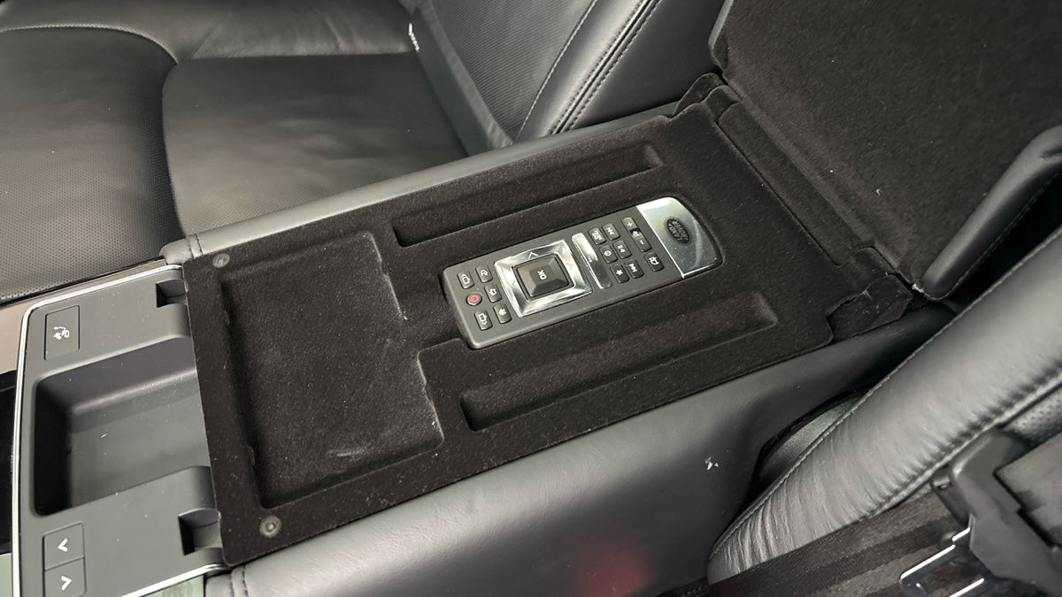 Land Rover Range Rover Image 27