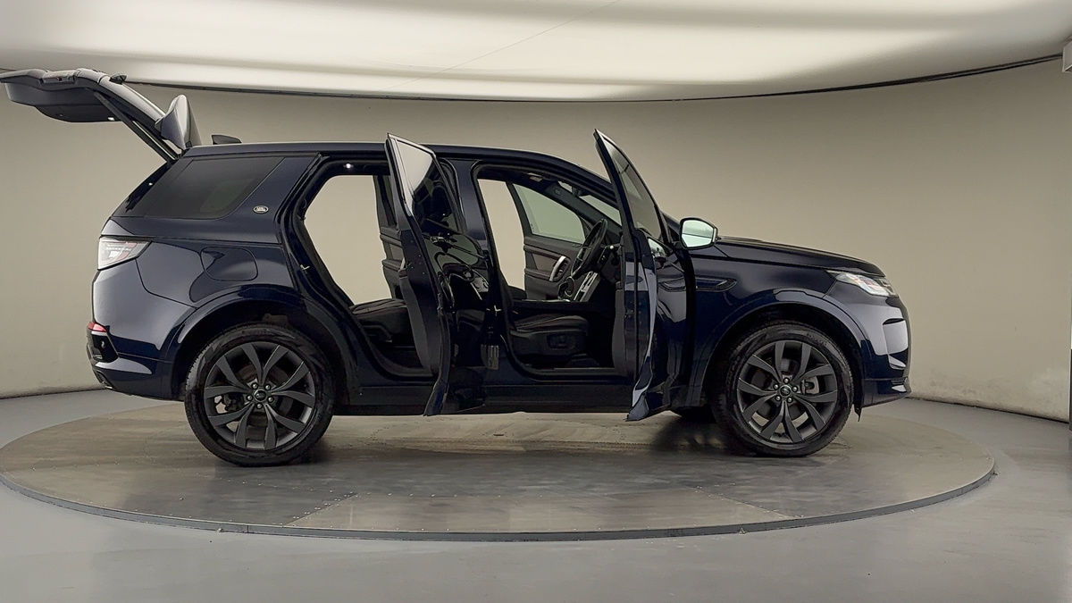 More views of Land Rover Discovery Sport