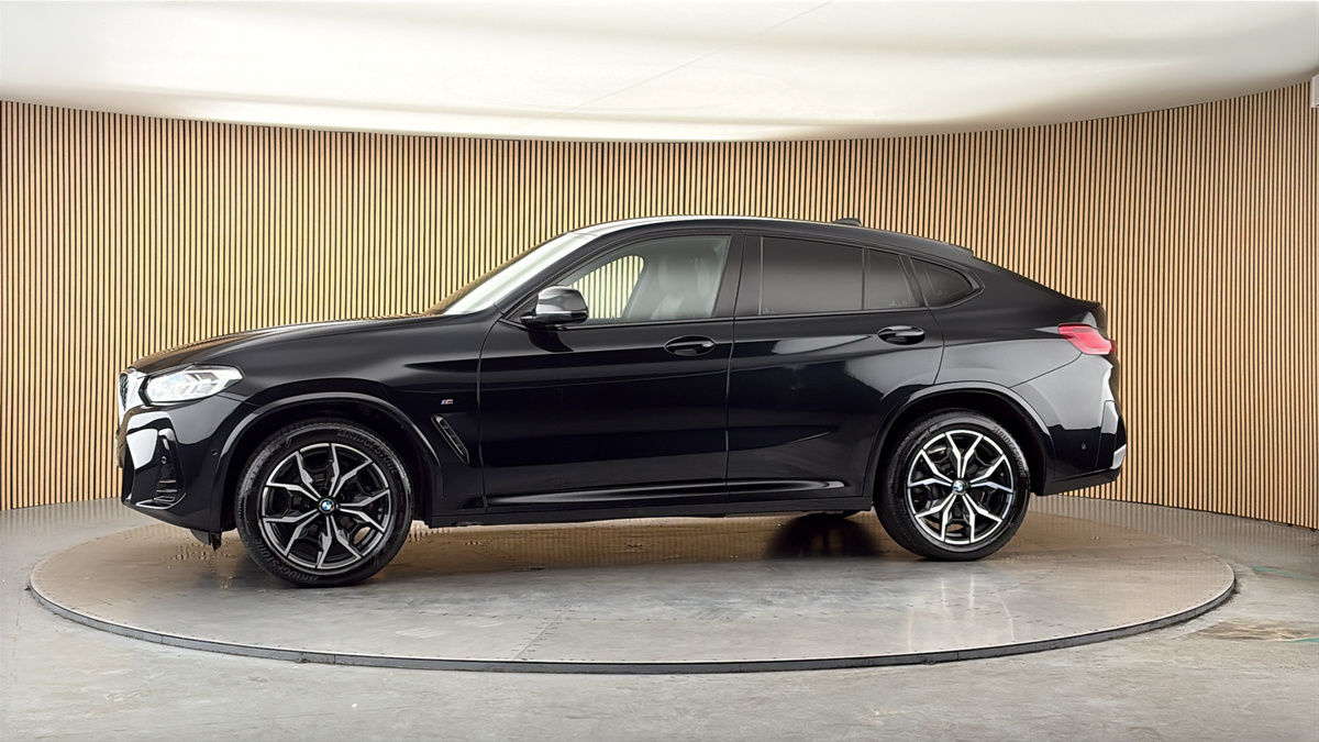 More views of BMW X4