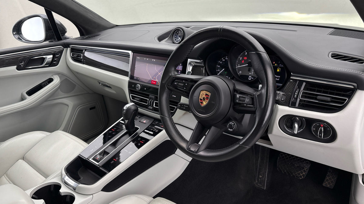 Porsche Macan Image 5