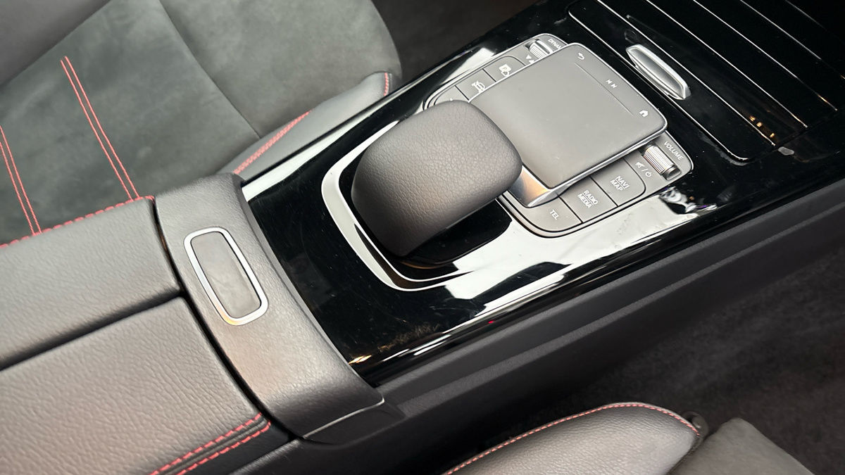 Mercedes-Benz A Class Image 18