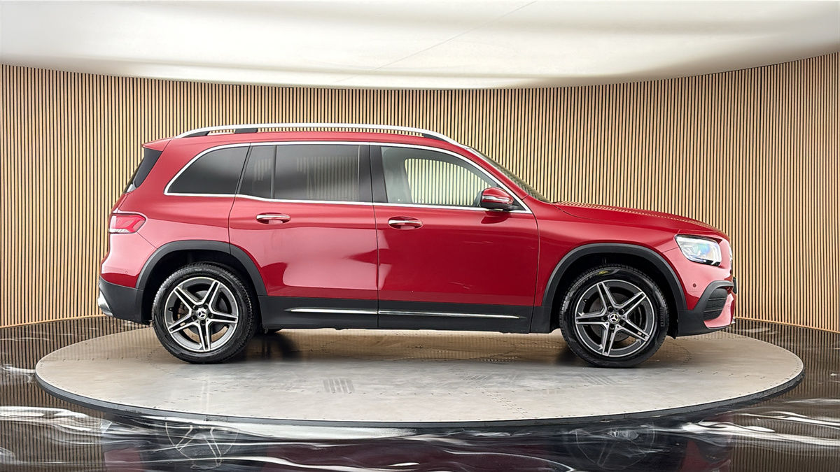 More views of Mercedes-Benz GLB