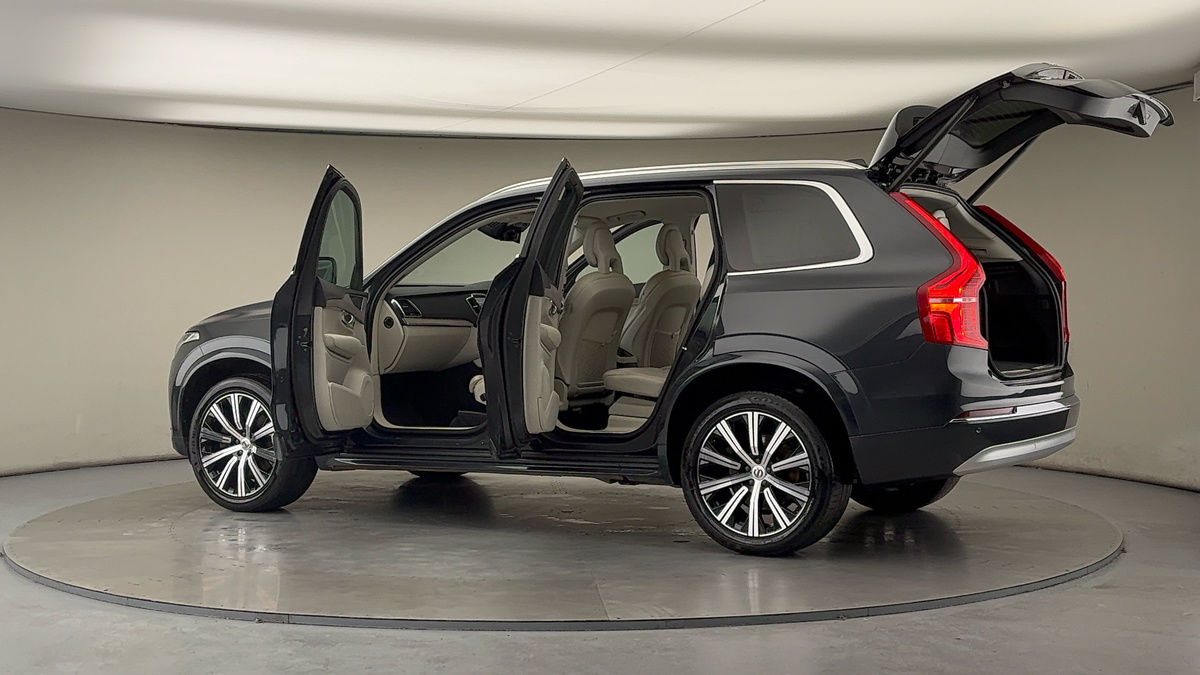 More views of Volvo XC90