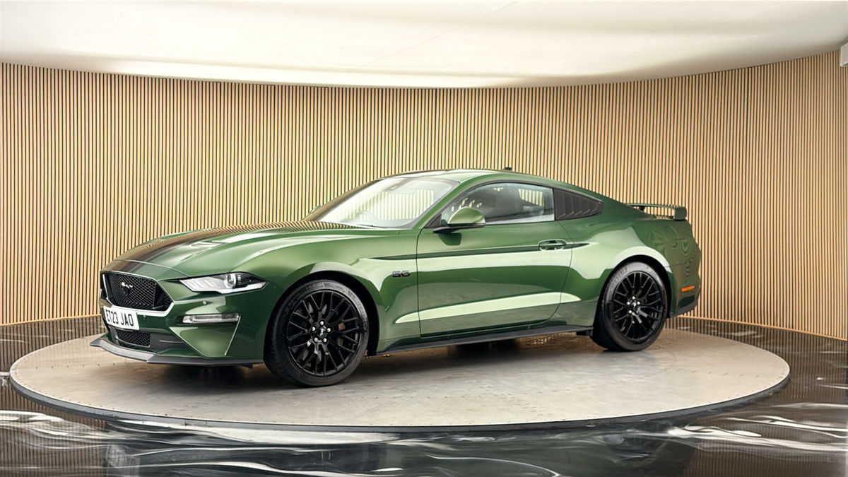More views of Ford Mustang