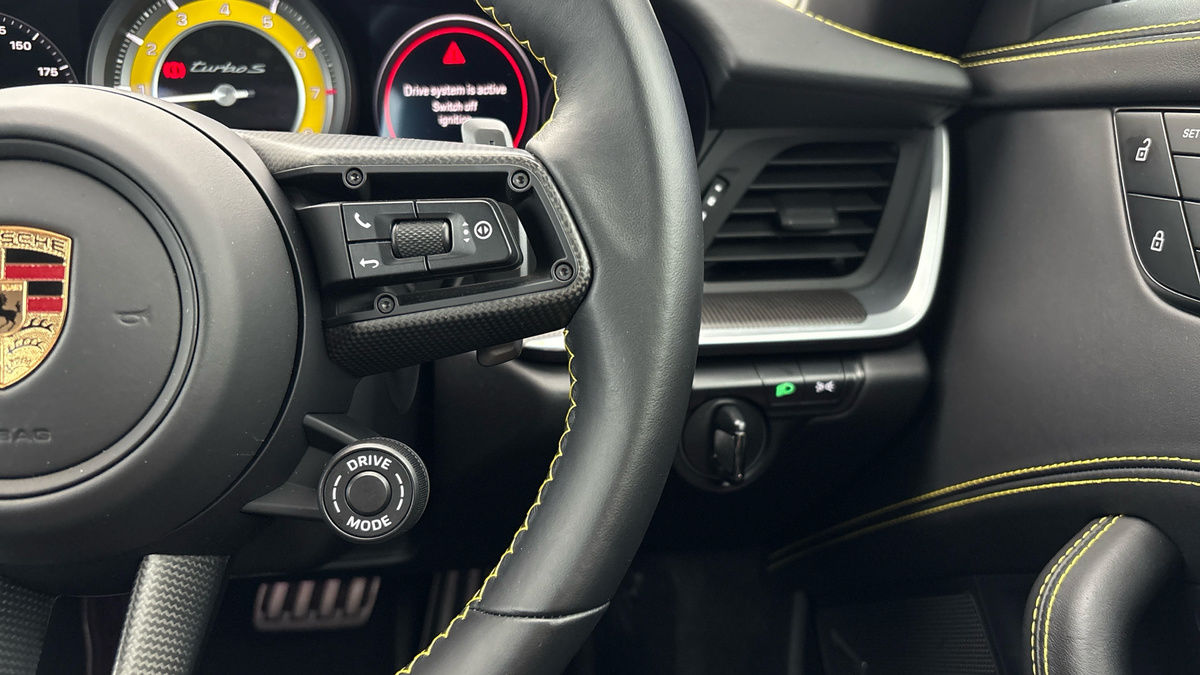 Porsche 911 Image 14