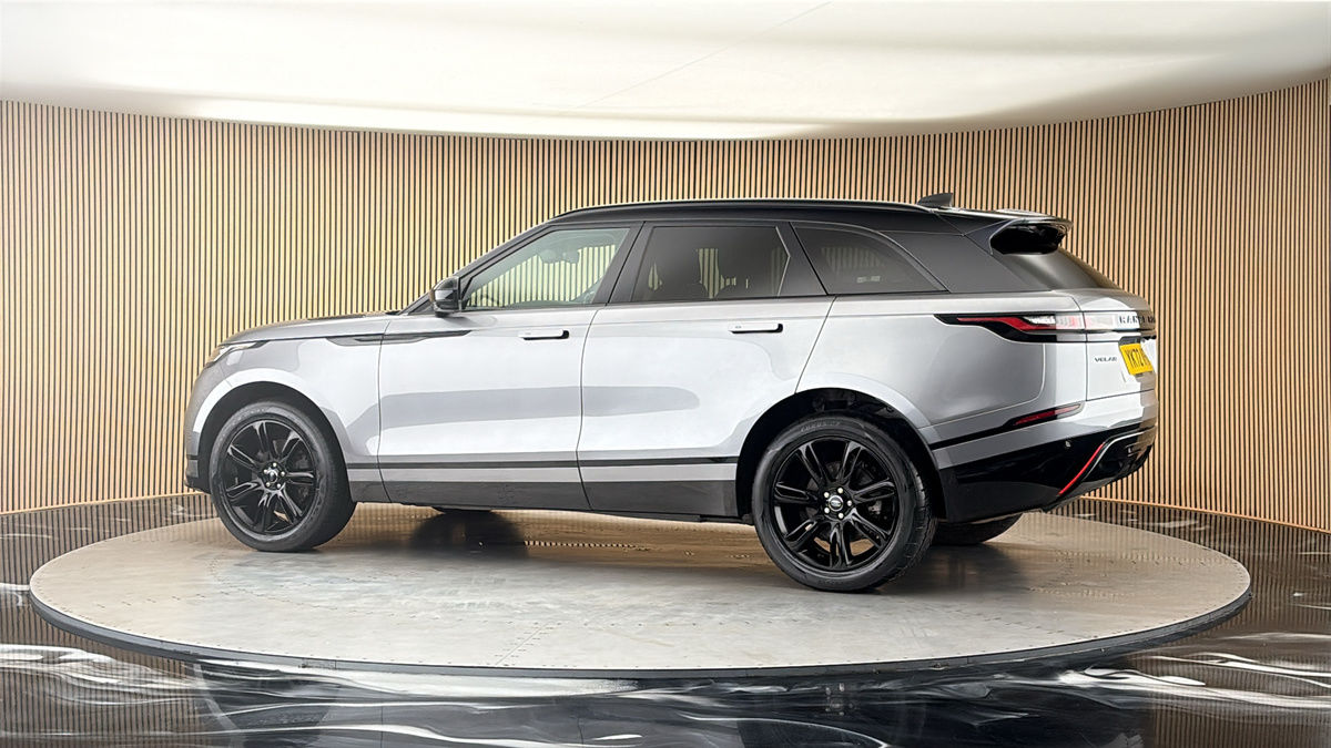 More views of Land Rover Range Rover Velar