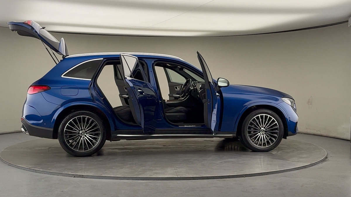 More views of Mercedes-Benz GLC