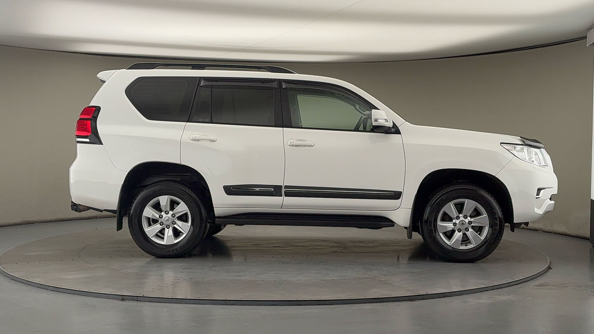 More views of Toyota Land Cruiser