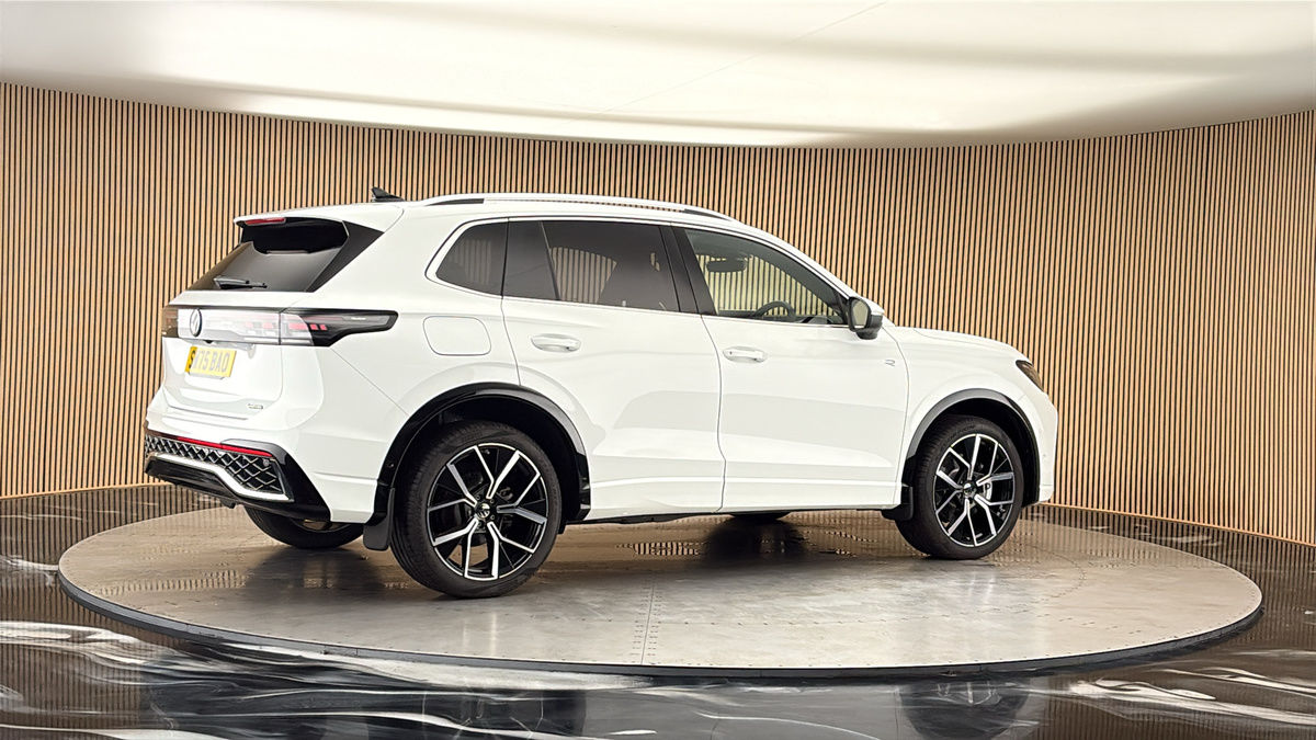 More views of Volkswagen Tiguan