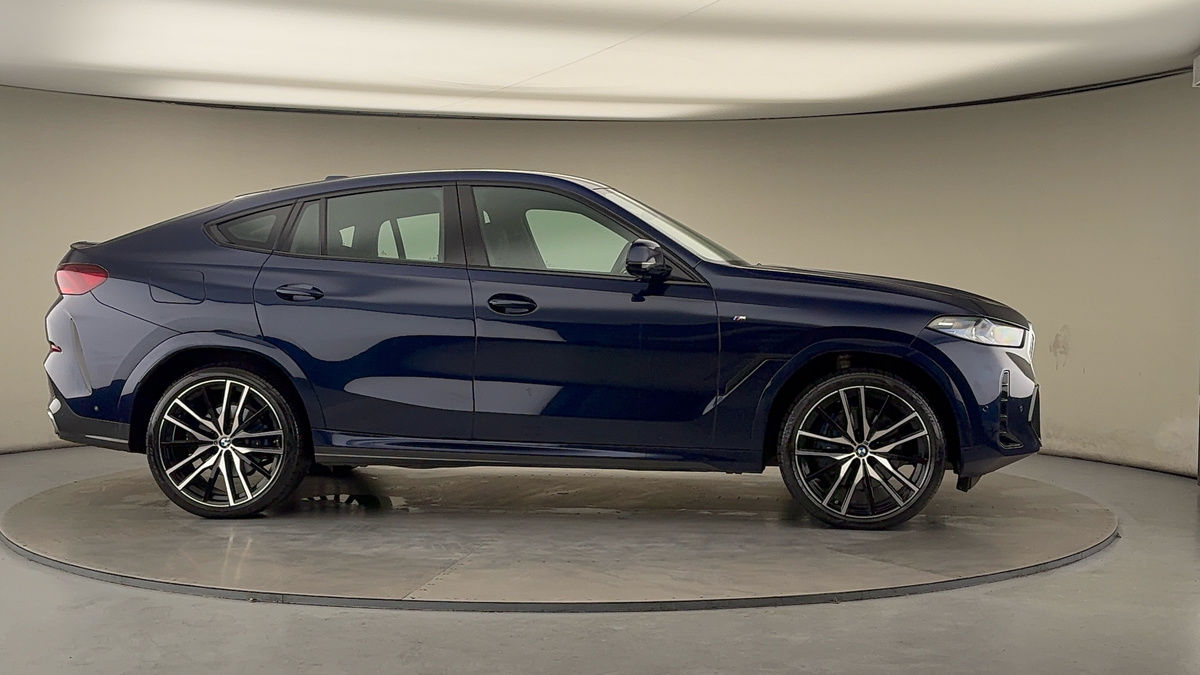 More views of BMW X6