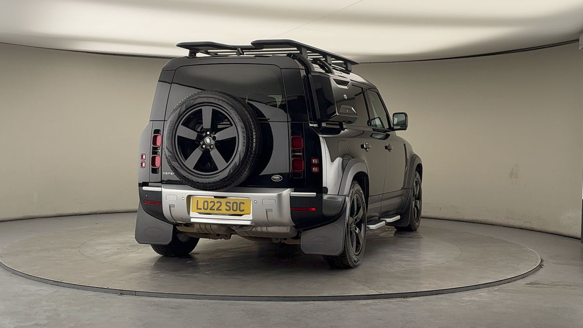 More views of Land Rover Defender 110