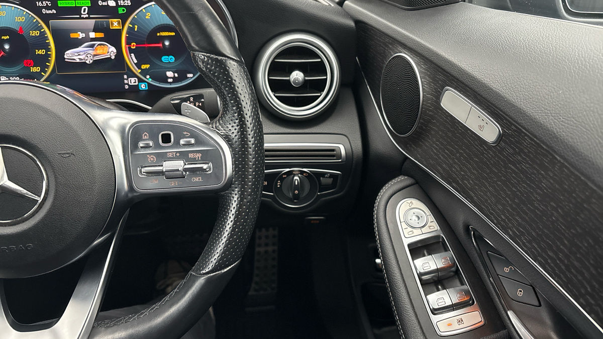 Mercedes-Benz C Class Image 14