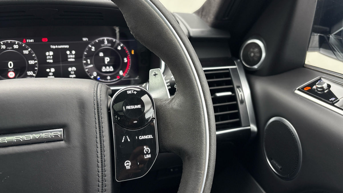 Land Rover Range Rover Sport Image 14