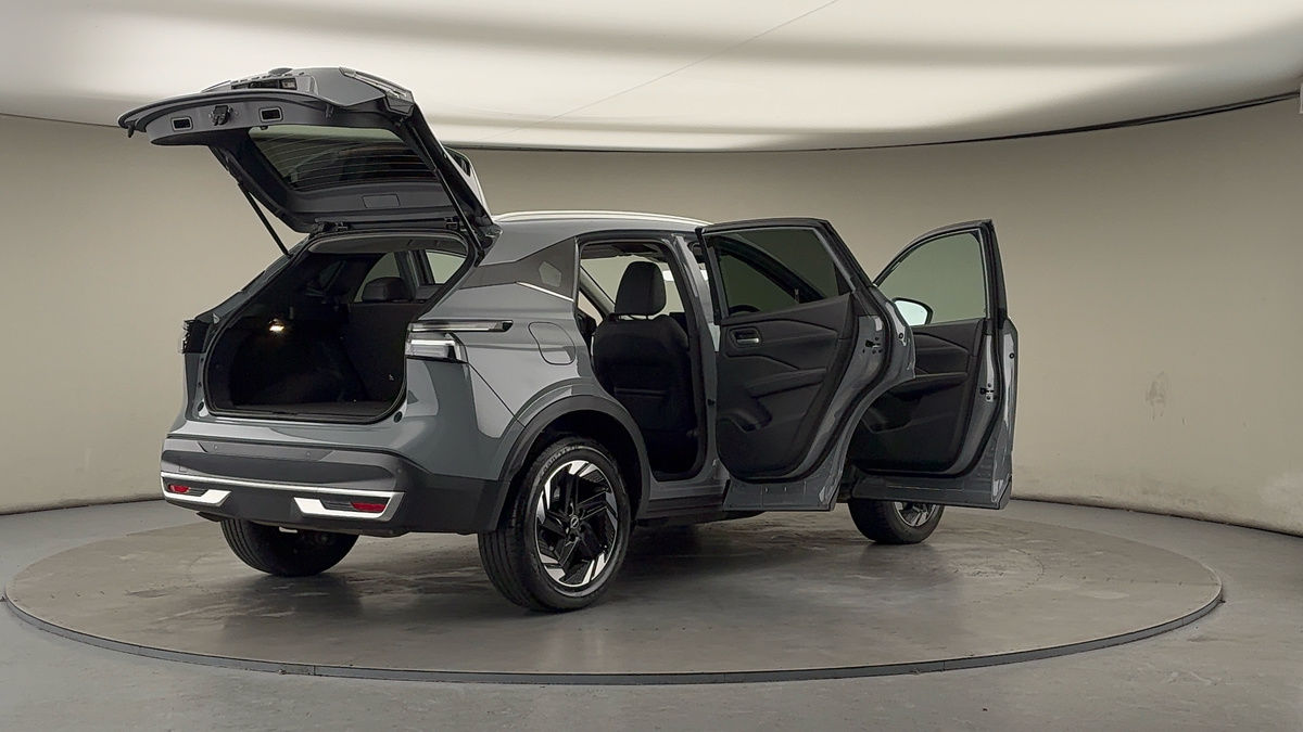 More views of Nissan Qashqai