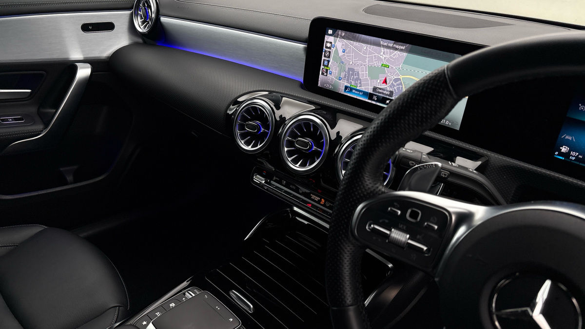 Mercedes-Benz A Class Image 18