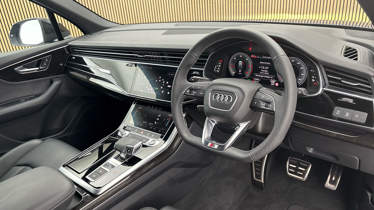 Audi Q7 Image 5