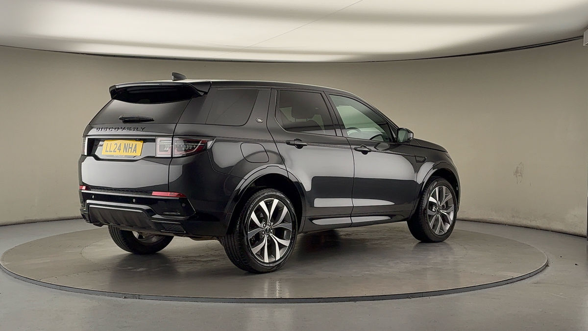 Land Rover Discovery Sport Image 21