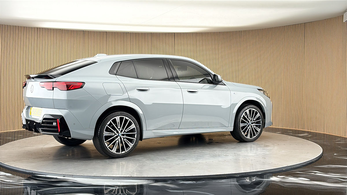 More views of BMW X2