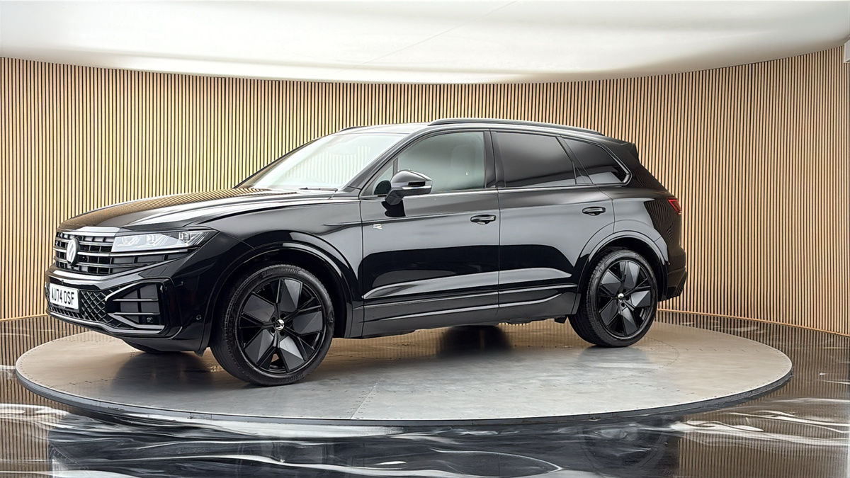 More views of Volkswagen Touareg