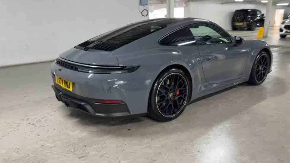 More views of Porsche 911