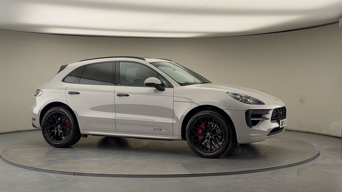 More views of Porsche Macan